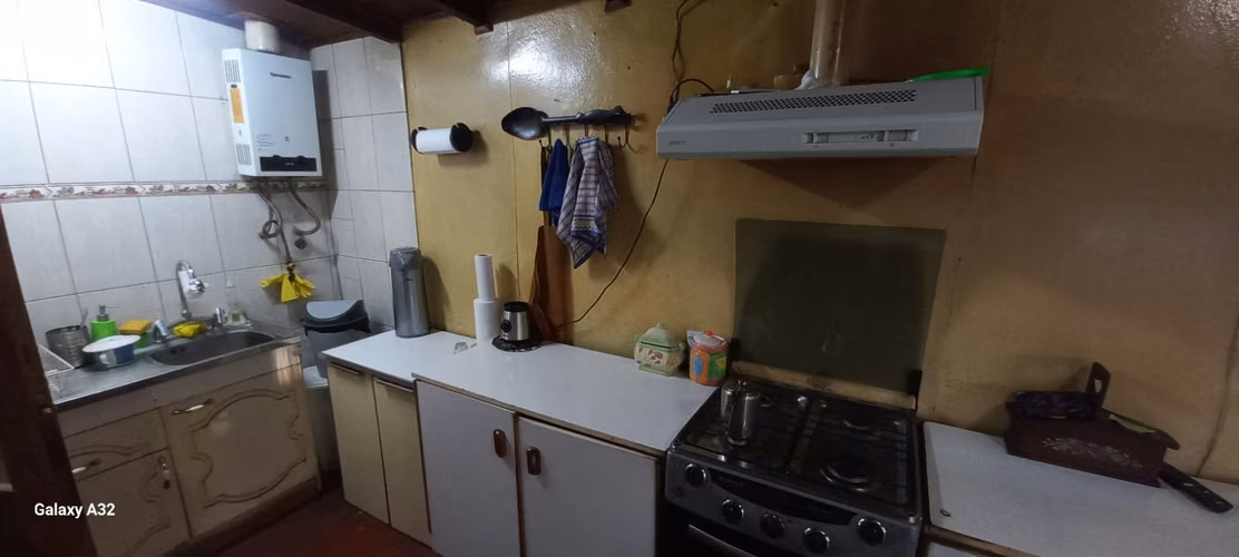 VENDO CASA EN AVENIDA RAUQUEN A 2 MINUTOS DEL HOSPITAL