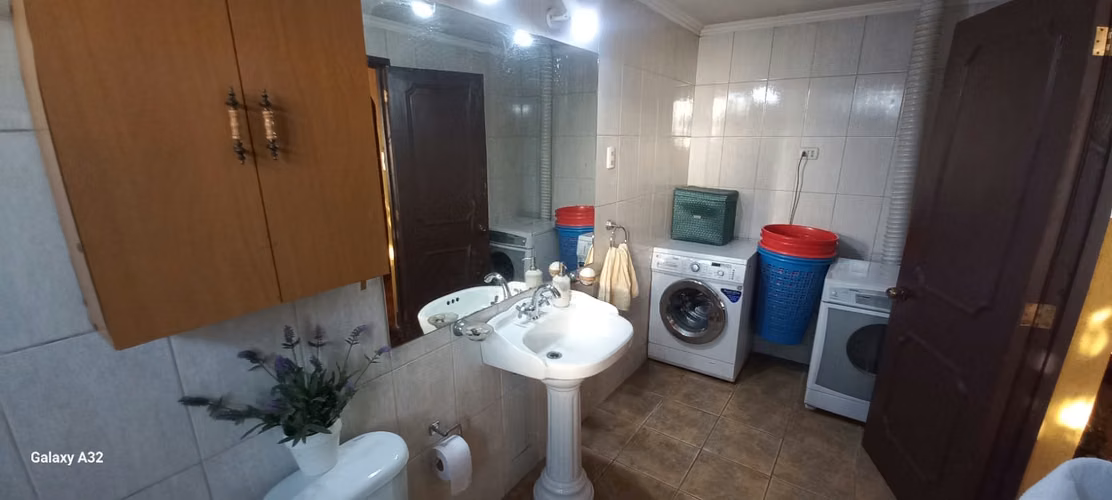 VENDO CASA EN AVENIDA RAUQUEN A 2 MINUTOS DEL HOSPITAL