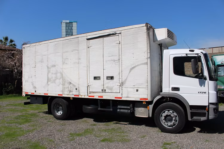 Mercedes Atego 1726 año 2017 Furgon Termico Equipo de Frio Thermoking v800 Max Congelados