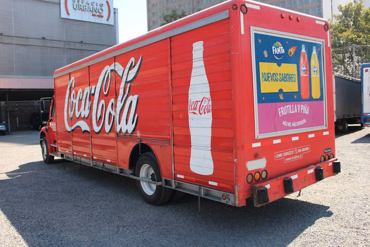 Camion Freightliner m2 106 año 2010 Carroceria Bebidas