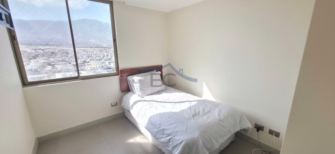 Se arrienda dpto amoblado en Costa Laguna. (87986)