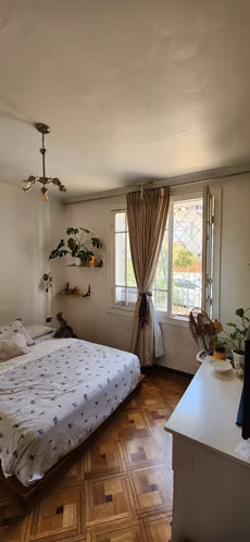 Vende Casa En Ñuñoa, 5 Departamentos Interiores - Imagen 2