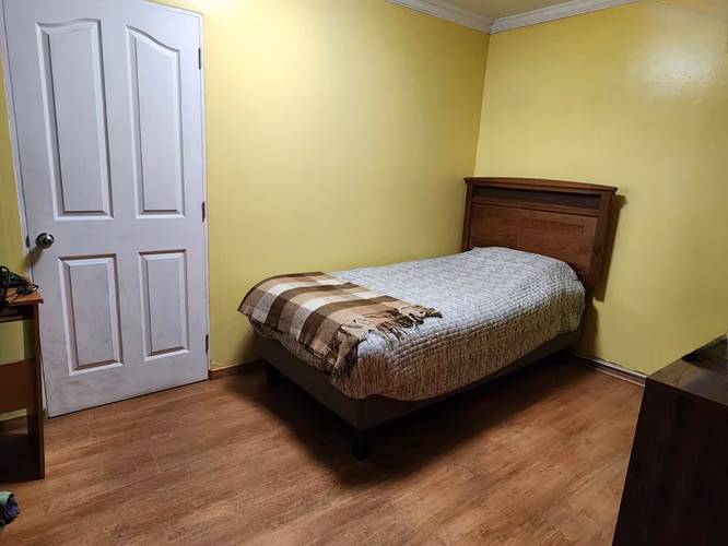 Hermosa y funcional casa en Recoleta, a 5 minutos de Metro Einstein