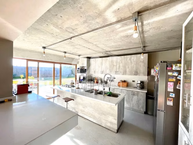 Gran Casa De Arquitectura En Mirador Mantagua