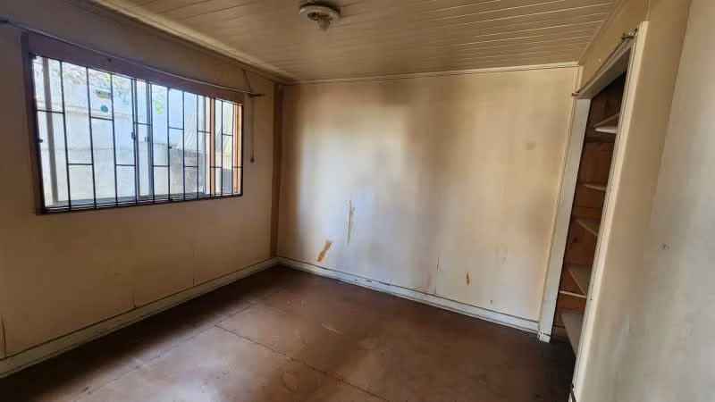 REBAJADA !! CASA CON GRAN TERRENO, EXCELENTE UBICA