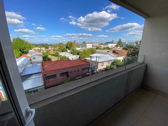 Depto amoblado 1dy1b en pleno centro (89482)