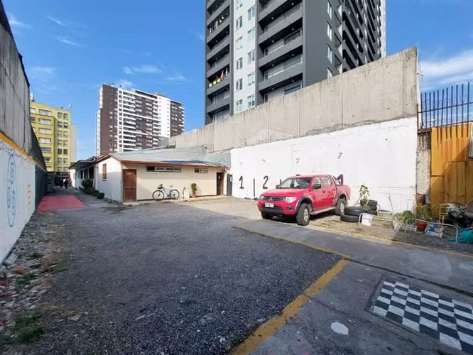 LOCAL COMERCIAL ONGOLMO 661