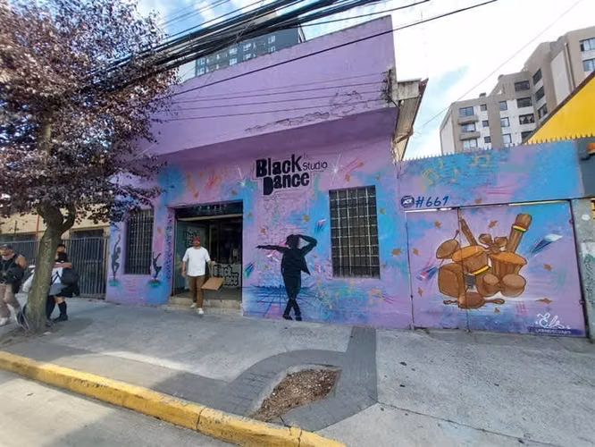 LOCAL COMERCIAL ONGOLMO 661