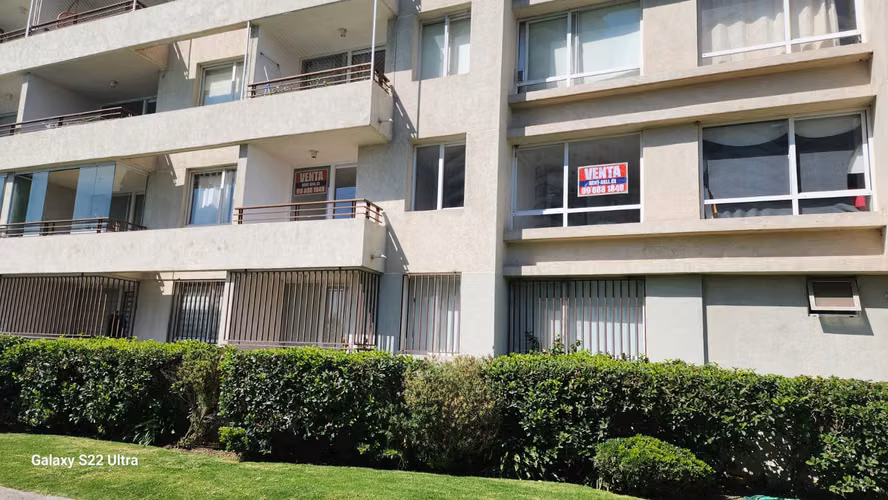 METRO AGRICOLA. DPTO EN 2DO  PISO DE 2 DORMITORIOS -   O P O R T U N I D A D !!!!