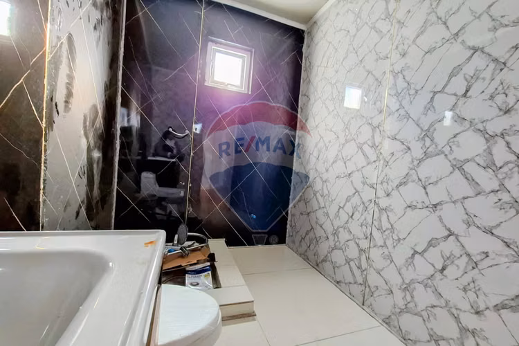 Vende parcela y casa 4 d y 2 b excelente ubicación