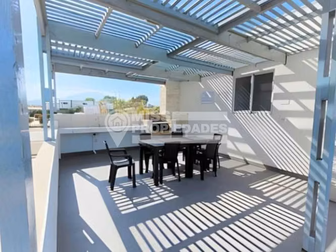 VENDE DEPARTAMENTO SEMIAMOBLADO LA SERENA