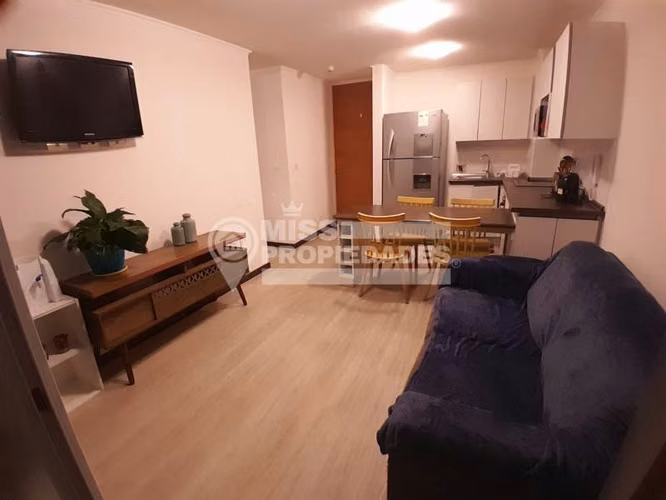 VENDE DEPARTAMENTO SEMIAMOBLADO LA SERENA