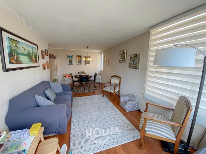 Departamento en Avenida Ricardo Lyon