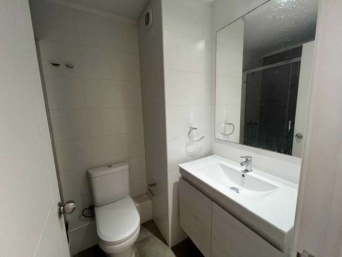 MODERNO SEMI NUEVO (90417) - Imagen 9