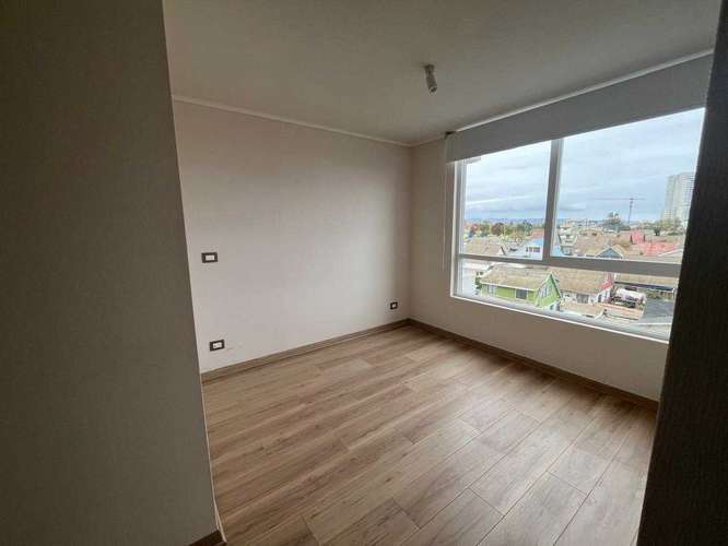 MODERNO SEMI NUEVO (90417) - Imagen 8