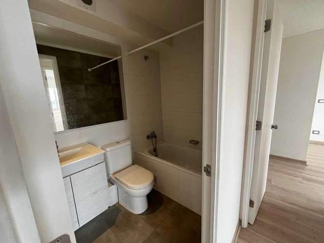 MODERNO SEMI NUEVO (90417) - Imagen 16