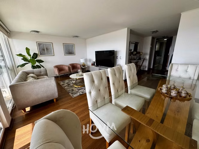 Departamento en Avenida Gabriela Mistral