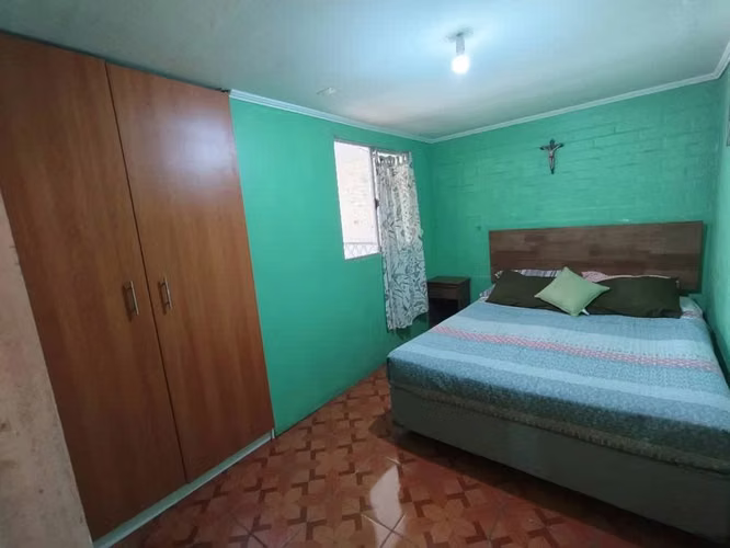 Venta de casa 4D+2B+1E en Villa Portales  (Maipú)