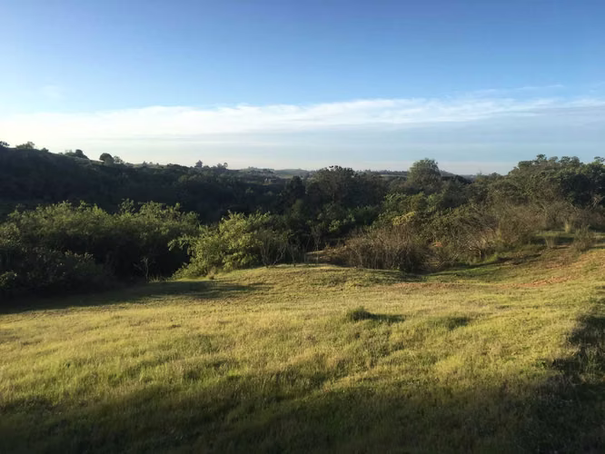 Terreno en condominio Almar // Navidad (90623)