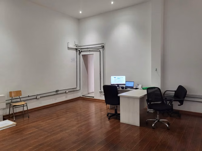 7 DE JUNIO/EXCELENTES OFICINAS PLAZA COLÓN EX EDIFICIO LAN