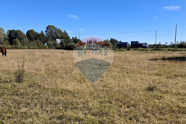 Vende 7,500 m2 con potencial comercial