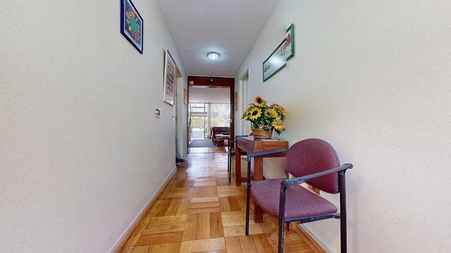 Consulta Médica // 13 estacionamientos (91032)