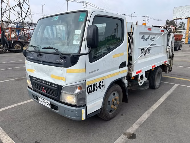 Camión de basura Mitsubishi Canter 4.7