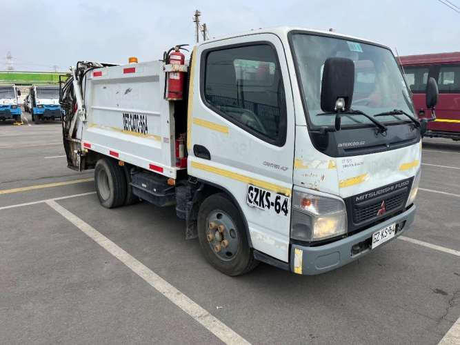Camión de basura Mitsubishi Canter 4.7