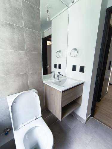 ARRIENDO DEPARTAMENTO 2D 1B CON ESTACIONAMIENTO EN MACUL - Imagen 13