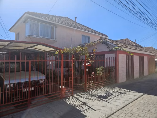 Tu próximo hogar en La Herradura Oriente: cómodo y espacioso