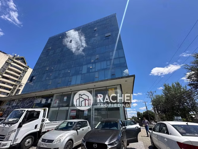 OFICINA AMOBLADA EN VENTA