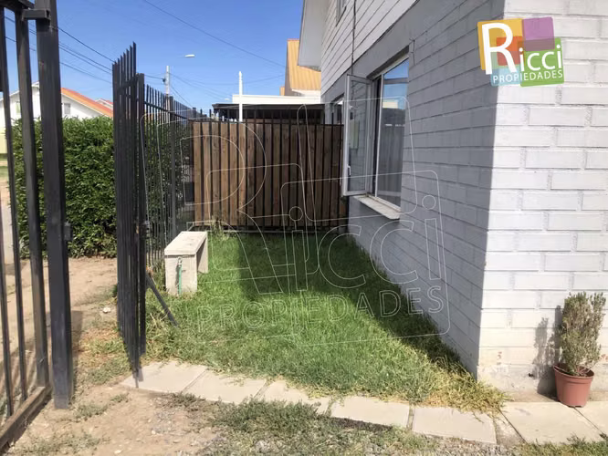 Excelente casa Villa Primavera, Rengo