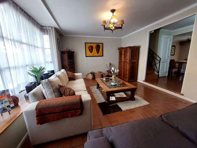 Excelente casa en San Carlos de Apoquindo - Imagen 3