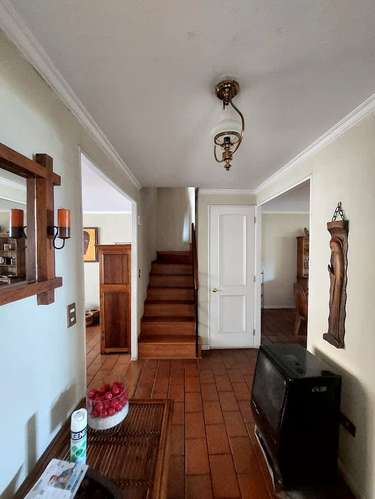 Excelente casa en San Carlos de Apoquindo - Imagen 2