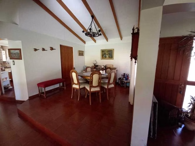 Casa con amplio terreno en Quilpué. (91105)