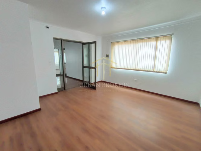 Oficinas con 10 privados, Coquimbo centro (94032)