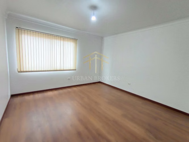 Oficinas con 10 privados, Coquimbo centro (94032)