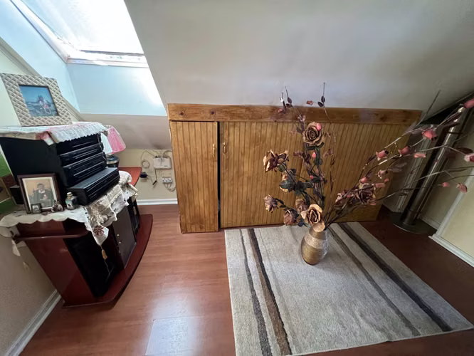 Rebajada. Casa en condominio, villa Barcelona - Imagen 6