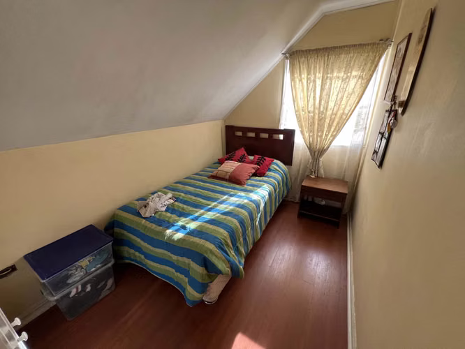 Rebajada. Casa en condominio, villa Barcelona - Imagen 8
