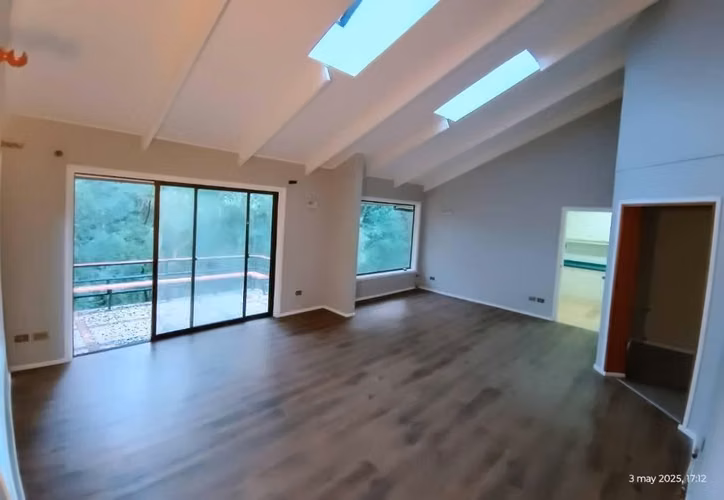 Espectacular oportunidad  !! vende amplia propiedad en  Condominio Los Notros   - 1.713 MC