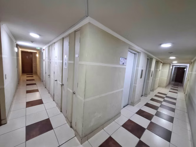 2 dormitorios y terraza (94880)