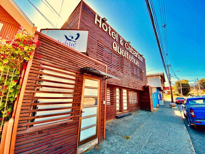 HOSTAL EN ANCUD FUNCIONANDO LLAVE EN MANO  (95021)