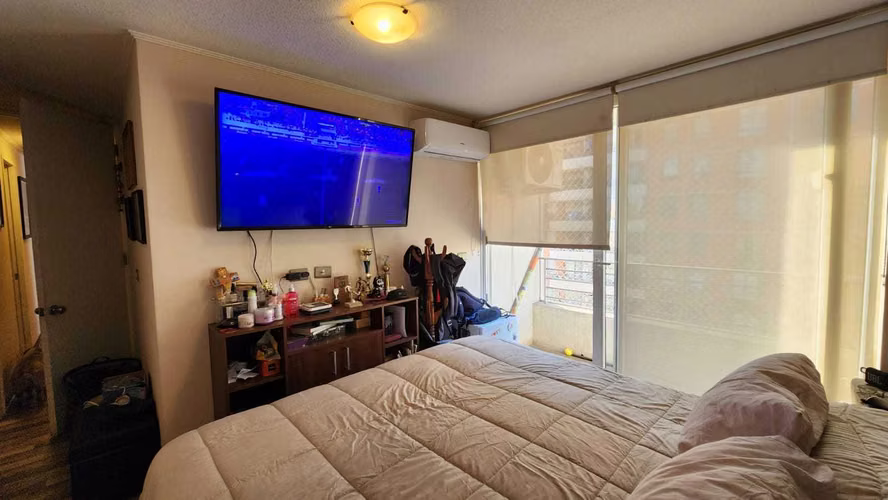VENDO DEPTO EN AV MACUL COND. LOS ESPINOS (95054)