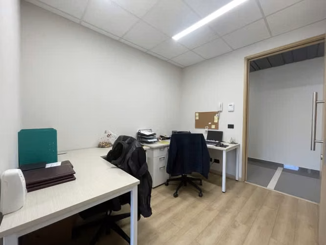 Oficina SE VENDE OFICINA SECTOR EL SALTO (CÓD. 495)