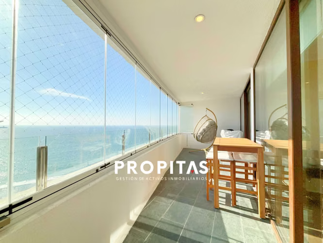 Exclusivo Departamento en Venta en Av del Mar (95182)