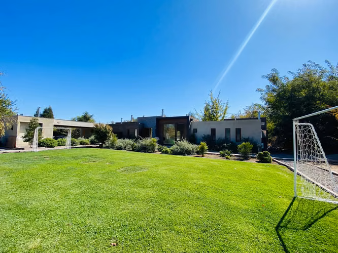 VENTA CASA PARCELA MODERNA CERCANA COLEGIOS TREWHELAS - PUCALAN - SAN NICOLAS DIACONO