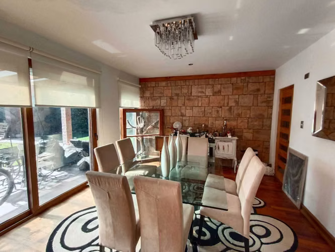 GRAN CASA EN LAS VISCACHAS  (94312)