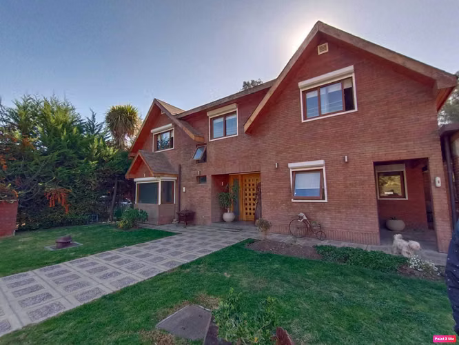 GRAN CASA EN LAS VISCACHAS  (94312)