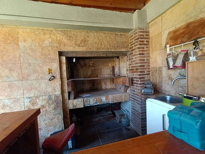 GRAN CASA EN LAS VISCACHAS  (94312)