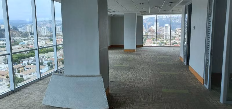ARRIENDO OFICINA 445 MT2 PLAN VIÑA